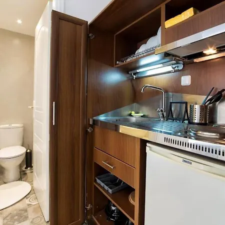 Center Living Апартаменты *