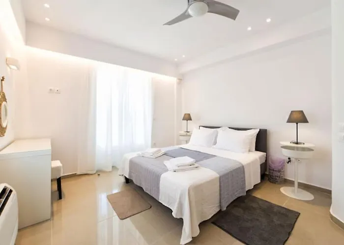 Center Living Апартаменты *