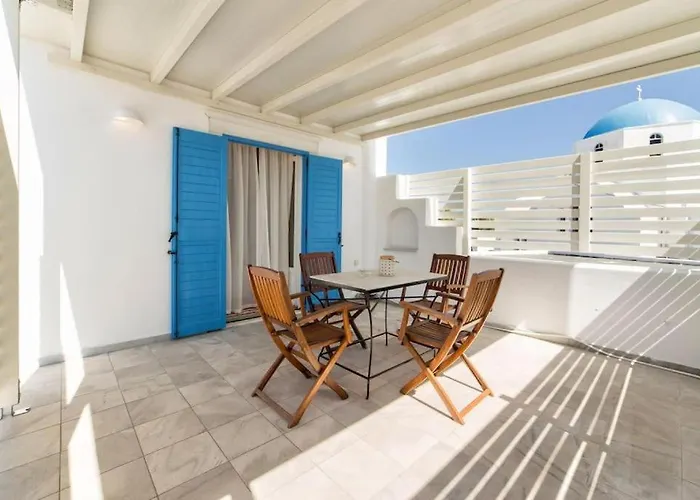 Center Living * Naousa